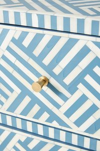 Mesa con incrustaciones de hueso para sala de estar con cajón antiguo de Faizacraft Taburetes y otomanos elegantes - Product Image 2