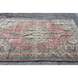 Alfombra clásica de lana hecha a mano rosa y azul, estilo Tabriz turco de 5,1x8,5 pies con respaldo de látex con patrón de retazos para sala de estar - Product Image 3