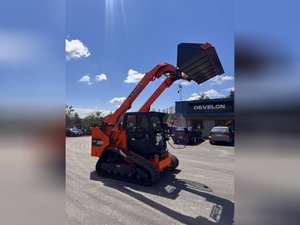 Chargeuse-pelleteuse sur chenilles mini DEVELON DTL35 2024 avec moteur Yanmar et composants de roulement, haute efficacité, godet de 45L - Product Image 4