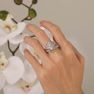 Jeulia Vintage Oval Cut Bridal <b>Ring</b> <b>Set</b> Sterling <b>Silver</b> with Gold Plated Inlay - Product Image 6