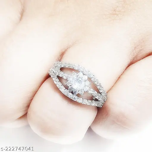 Anillos Geométricos Elegantes AD para Compromiso y Otras Ocasiones - Product Image 1