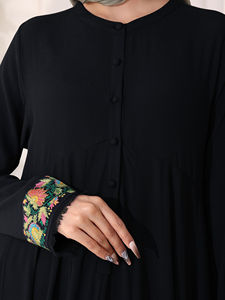 Robe Abaya Islamique Personnalisée de Haute Qualité Confortable et Respirante pour Femmes Musulmanes, Mode de Fête, Quatre Saisons - Product Image 5
