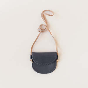 Monedero de Cuero con Borde Festoneado Azul Marino para Niñas Pequeñas, Accesorios Infantiles - Product Image 1