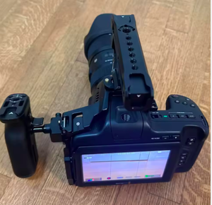 ซูเปอร์ดีล กล้องถ่ายภาพยนตร์ Cinemas-Camera 6K G2 EF พร้อมเลนส์ซูม 18-35 มม. ชุดอุปกรณ์เสริมพรีเมียม 3 มิติ ฟูลเฟรม 4/3 และอุปกรณ์เสริม - Product Image 2