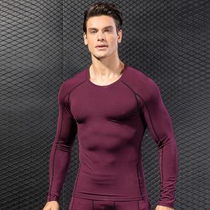 T-shirt de compression pour hommes en gros - Vêtements de sport respirants, écologiques, à séchage rapide et extensibles, fabriqués sur mesure en usine - Product Image 5
