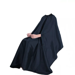 Cape de barbier mains libres - Product Image 1