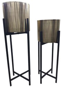 Jardinière de style luxueux avec support Look de luxe attrayant Le design urbain convient à tout bureau de salle à manger de décoration intérieure - Product Image 3