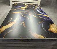 Panneau mural en PVC brillant MORLENX, imitation marbre linéaire blanc, panneau décoratif moderne pour la maison, l'hôtel, le bureau