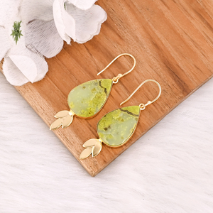 Boucles d'oreilles pendantes classiques en opale verte de forme ovale, plaquées or, en laiton, style tendance, alliage, mariages, fêtes, cadeau à la mode pour femmes - Product Image 3