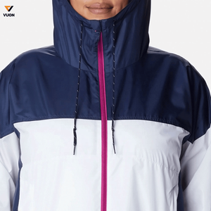 Chaqueta corta de invierno 2024 para mujer, nuevo estilo, ropa de abrigo a prueba de viento, gruesa, cálida, con capucha para trabajo urbano al aire libre, técnicas impresas - Product Image 3