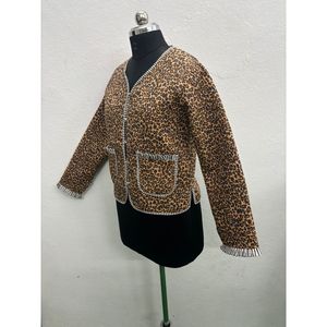 Chaqueta Acolchada de Algodón Elegante y Cómoda para Mujer, Chaqueta Bomber y Varsity Reversible para la Temporada de Otoño, para Profesionales - Product Image 2