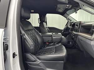 Ford F-250 Super Duty XL Crew Cab Power Stroke 4×4 2024 - Product Image 6