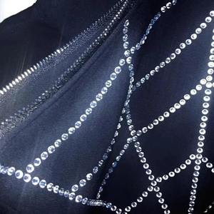 Sudadera con capucha Boxy Fit para hombre 400GSM hecha a medida con diamantes de imitación y lavado ácido desgastado Sudadera con capucha personalizada con diamantes de imitación - Product Image 5