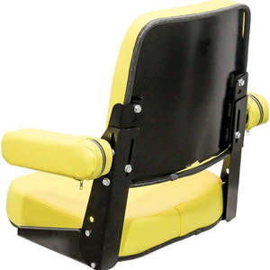Siège de tracteur classique en vinyle confortable pour John Deere - Product Image 3