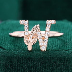 Anillo de diamante 'W' inicial 0.10ctw 1,00mm corte brillante redondo chapado en oro joyería fina para boda o compromiso al por mayor - Product Image 1