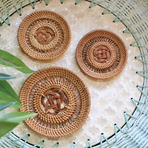 Posavasos de mimbre y bambú hechos a mano para bebidas posavasos bohemios de mimbre posavasos tejidos para bebidas juego de 6 con soporte hecho en Vietnam - Product Image 3