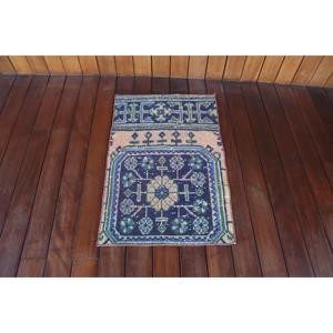 Alfombra Turca Pequeña de 1.6x2.4 pies (48x73 cm), Alfombra Vintage Azul Sólida - Product Image 1