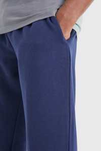 Personalizado Jogger pantalones de chándal polar Jogger pantalones clásicos de pierna ancha pantalones de chándal al por mayor elástico apilado Joggers pantalones de chándal holgados - Product Image 3