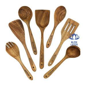 ชุดช้อนไม้ขายดี - อุปกรณ์ทำครัวด้ามยาวสำหรับคน ตัก และอื่นๆ - รับผลิตแบบ OEM - Product Image 1