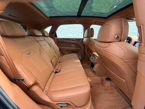 Bentley Bentayga 2022 Certificado Limpio - Product Image 4