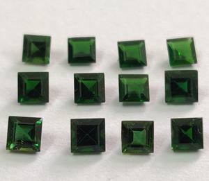 Tourmaline verte chromée naturelle 3mm carrée à facettes de qualité supérieure-Tourmaline verte chromée en vrac coupe carrée - Product Image 4
