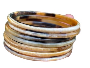 Venta al por mayor hecha a mano ecológica búfalo vaca cuerno lujo brazalete pulsera para mujer personalizable Color/forma joyería de moda - Product Image 5