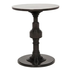 Table d'appoint en aluminium de qualité d'exportation avec finition métallique pour les coins de salon, les patios ou les espaces de salon disponibles à la vente - Product Image 2