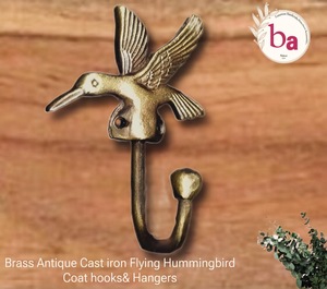 Ganchos y perchas de colibrí volador de latón antiguo y hierro fundido Categoría de producto de exportación de alta calidad - Product Image 1