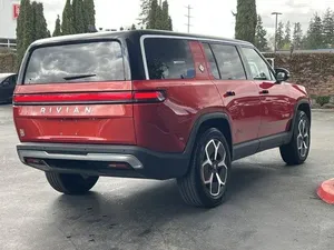 USADO LHD/RHD 2023 RIVIAN R1S ADVENTURE - Product Image 3