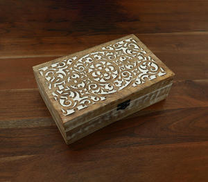 Boîte à bijoux en bois blanchi à la chaux artisanale de luxe avec couvercle sculpté géométrique symétrique complexe Organisateur de rangement rectangulaire - Product Image 4