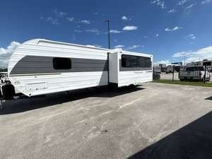 Remolques de viaje de calidad premium 2026 F-o-r-e-s-t R-i-v-e-r Wildwood 27RK, preparados para la adquisición al por mayor en grandes cantidades - Product Image 3