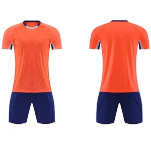 ชุดเสื้อเจอร์ซีย์ฟุตบอลชายใหม่2024ชุดเสื้อและชุดวอร์มสำหรับเด็กชุดกีฬาแบบไม่มีลวดลายสำหรับทีม - Product Image 4