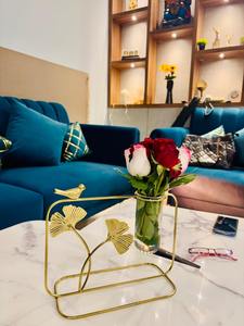 Vase de créateur exclusif avec gravure florale idéal pour la décoration intérieure de luxe et les cadeaux en gros de l'Inde - Product Image 6