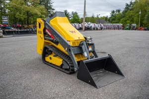 NOUVEAU Wacker Neuson SM100 Mini-chargeuse sur chenilles, moteur diesel Kohler, haute efficacité pour la construction et l'aménagement paysager - Product Image 1