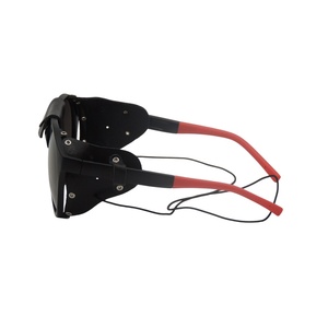 Kính mát thời trang unisex cao cấp kiểu dáng cổ điển mới năm <span class=keywords><strong>2025</strong></span>, gọng trắng, tròng kính phản quang và chống tia UV - Product Image 4