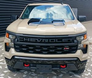 Chevrolet Silverado Crew Cab 2023 2024 2025 2026 très propre disponible - Product Image 1