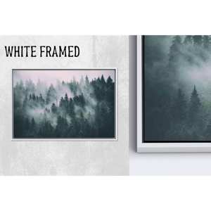 Arte impreso en lienzo para pared: decoración de paisaje forestal, diseño de montaña nevada, lienzo con marco blanco 1P - Product Image 1