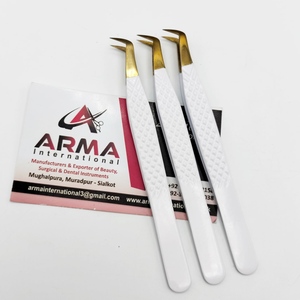 Pinzas para extensión de pestañas de alta calidad Pinzas para pestañas de volumen de acero inoxidable sostenibles Punta puntiaguda con logotipo personalizado - Product Image 1