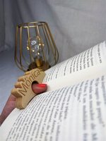 Support de page en bois poli naturel et durable, lavable, thème Amour, anneau de pouce confortable, outil de lecture à une main pour romans et études