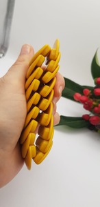 Bracelet en résine léger Accessoire fait main abordable avec design en marbre pour les femmes Utilisation d'été et de plage à un prix abordable - Product Image 5