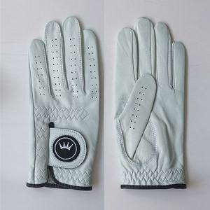 Guantes de golf con logotipo personalizado y PU transpirable y ligero para zurdos o diestros a bajo precio. - Product Image 1