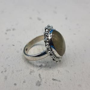 แหวนเงินสเตอร์ลิง925ไม่เหมือนใครดีไซน์เนอร์พลอยสังเคราะห์ควอตซ์แท้สำหรับงานแต่งงานงานปาร์ตี้อินเดียขายส่งโรงงาน - Product Image 3