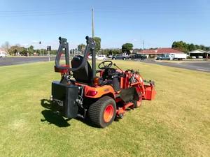 2014 para KUBOTA BX25 4WD Tractor de ruedas con 60 cubiertas de siega 40HP Motor de tractor agrícola Componentes de núcleo de engranaje y cojinete de motor de bomba - Product Image 3