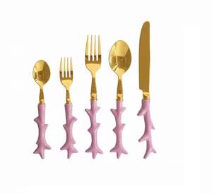 Ensemble de couverts en acier inoxydable écologique de style royal avec manche en corail, 5 pièces, cuillère, fourchette, couteau - Product Image 2