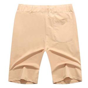 Pantalones cortos de gimnasio para hombre personalizados producidos en fábrica con su propio logotipo cómodos e ideales para ropa deportiva - Product Image 2