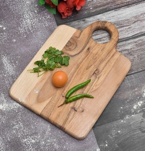 Tabla de Cortar con Asa Redonda, Superficie Lisa y Gruesa, Ideal para Cortar, Servir Bocadillos y Mejorar el Estilo Moderno de la Cocina - Product Image 1