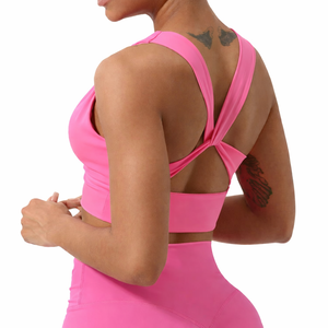 Sujetador Deportivo Personalizado con Logotipo Frontal Sublimado, Corte Ajustado, Alta Calidad, Hecho con el Mejor Material, para Gimnasio y Running - Product Image 1