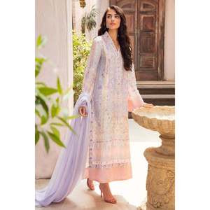 Robe en mousseline de soie aux impressions rêveuses pour le printemps et l'été - Product Image 1