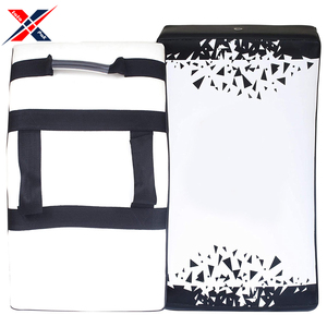 แผ่นต่อยมวยหนังคุณภาพสูงป้องกันนิ้วสำหรับผู้ใหญ่ผลิตจากโรงงานเทควันโดคาราเต้ - Product Image 2