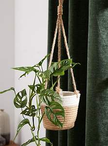 Macetero Moderno de Macramé para Balcón de Apartamento, Estilo que Mejora el Espacio Pequeño con Arreglo Vertical de Plantas - Product Image 4